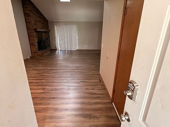 2nd image of 3541 S Jefferson Ave #3541
