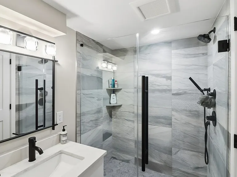 302 N Nassau Ave — Photo 9