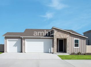2990 N Vigo Ave, Star, ID 83669