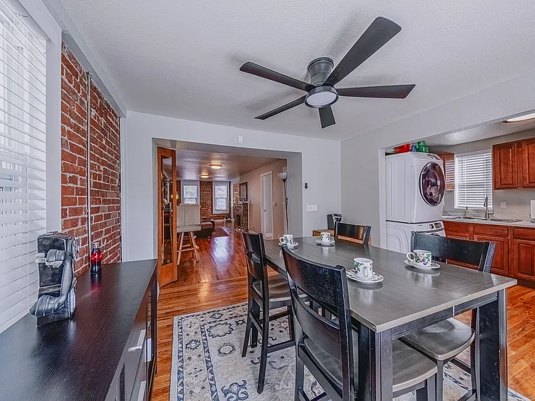 863 Mariposa St — Photo 38