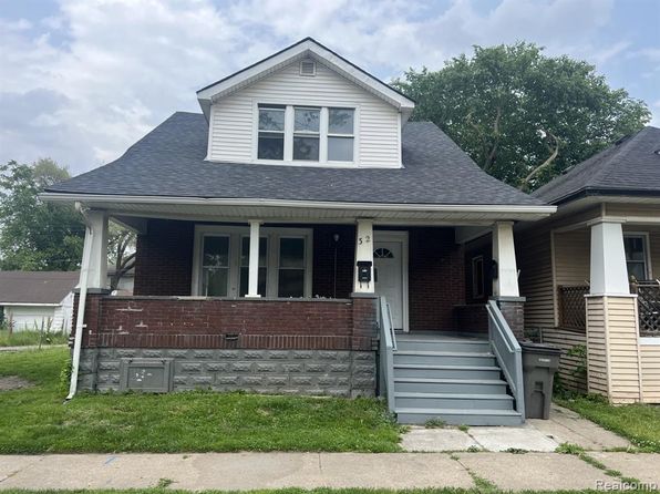 32 W Woodward St APT 2