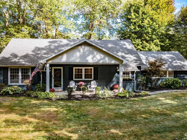 7986 Mohawk Trl, Temperance, MI 48182