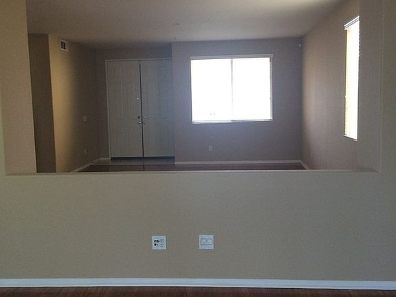 4th image of 16113 Copperhead Ct