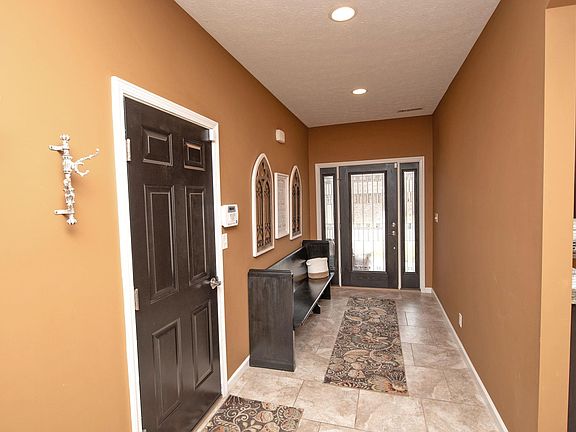 4th image of 6314 Munsee Dr