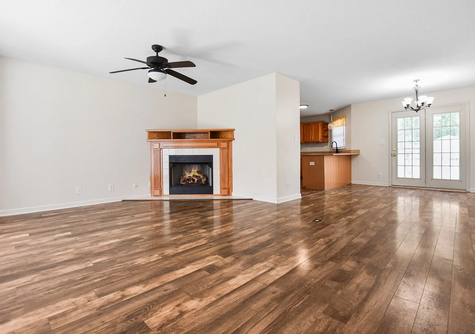 Three Bedroom in Sango! — Photo 2
