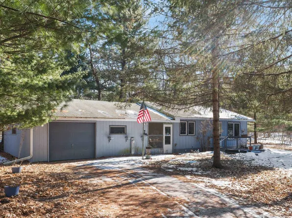 1866 W 16th Ave, Friendship, WI 53934