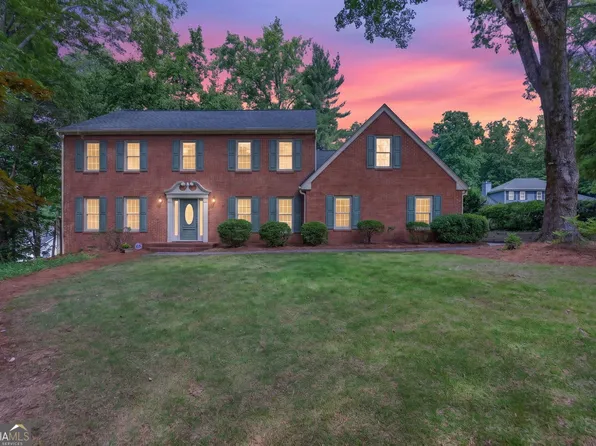 233 Shadowlake Ct SE, Marietta, GA 30067