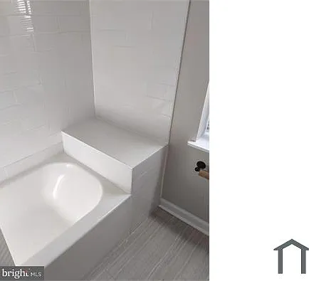 1812 N Croskey St — Photo 8