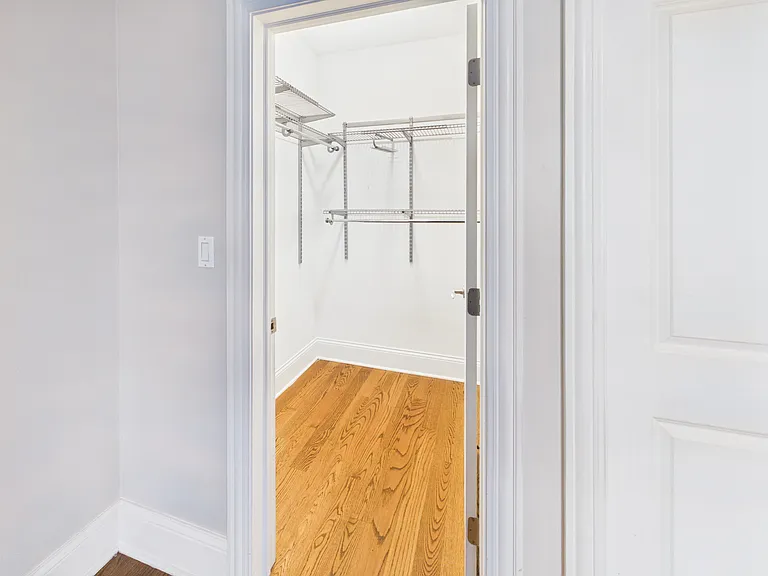 4917 S Prairie Ave #3 — Photo 18