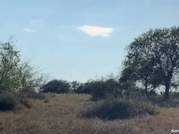 TBD CR 777 LOT UNK, Devine, TX 78016