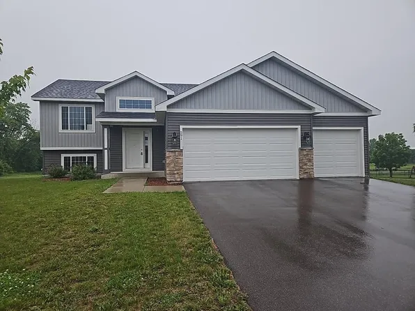 591 Alaska Loop, Cambridge, MN 55008
