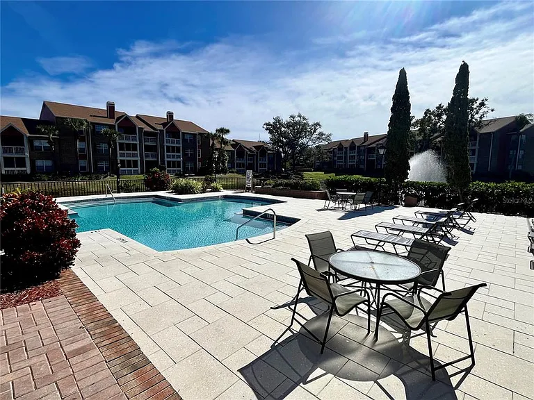 10200 Gandy Blvd N #813 — Photo 22