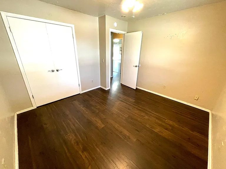 908 Cooper Ln — Photo 27