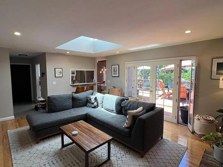 217 Sunset Ter — Photo 4