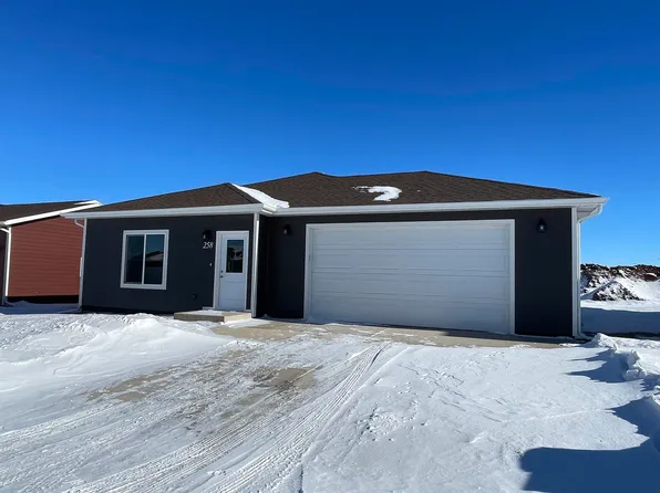 258 Aurora Ave, Spearfish, SD 57783