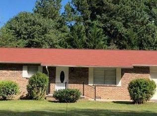521 Blythe Ferry Rd NE, Cleveland, TN 37312