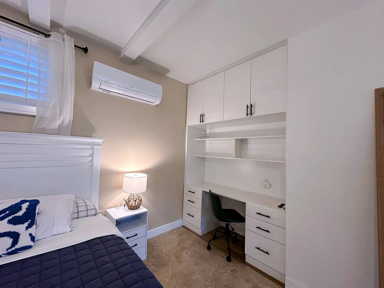 1 bed, 600 sqft, $2,500 — Photo 2