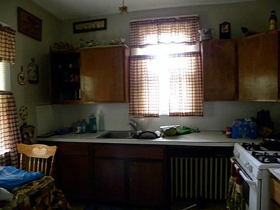 5th image of 111 Cherry St