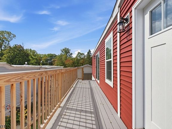 3rd image of 195 W Main St, Unit 22 #22