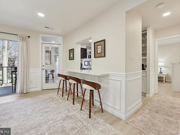 3rd image of 8310 Tobin Rd APT 21