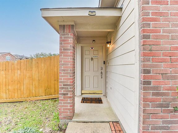 2nd image of 17103 Westminster Village Ct