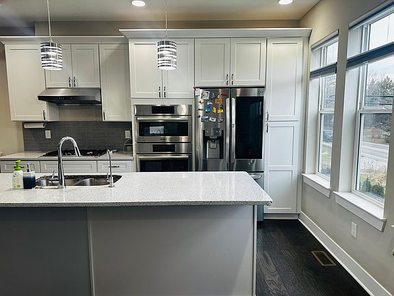 4th image of 2901 Square Lake Ct