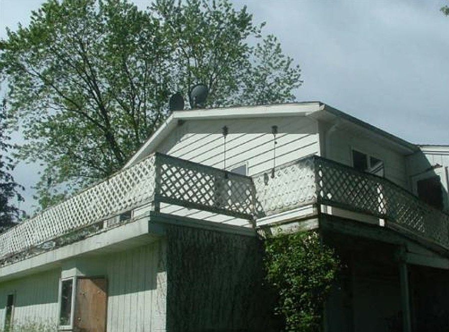 2nd image of 7232 Chestnut Ridge Rd