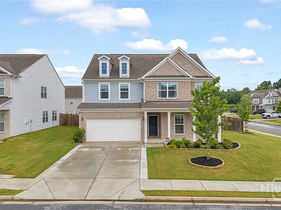 2nd image of 3381 Emmet Road