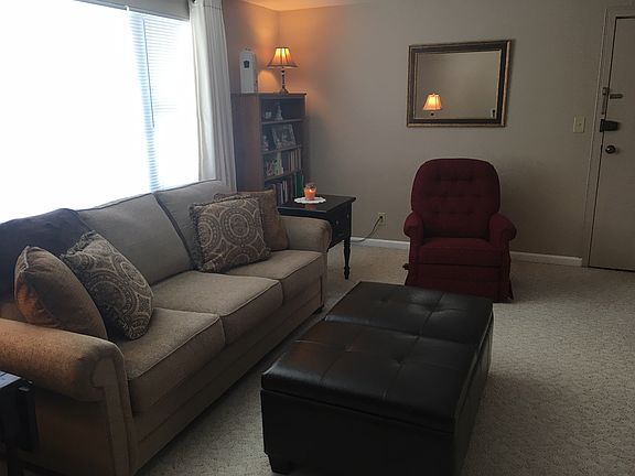 4th image of 73 Old Lyme Dr APT 4
