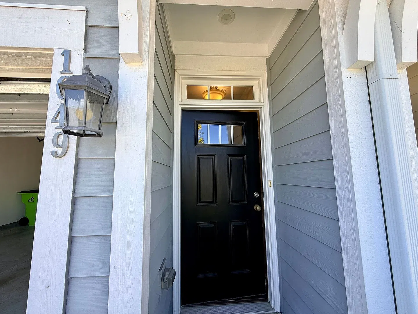 Move in ready spacious 4-bedroom, 3.5 bath, main-level office townhome in Ellis Crossing, Durham.... — Photo 3