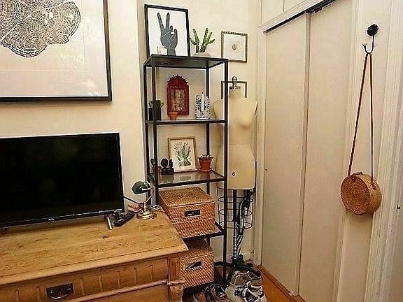 2nd image of 259 Broome St #6B