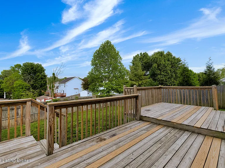5001 Middlesex Dr — Photo 35
