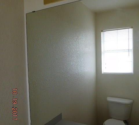 5th image of 4002 Gus Dr APT A