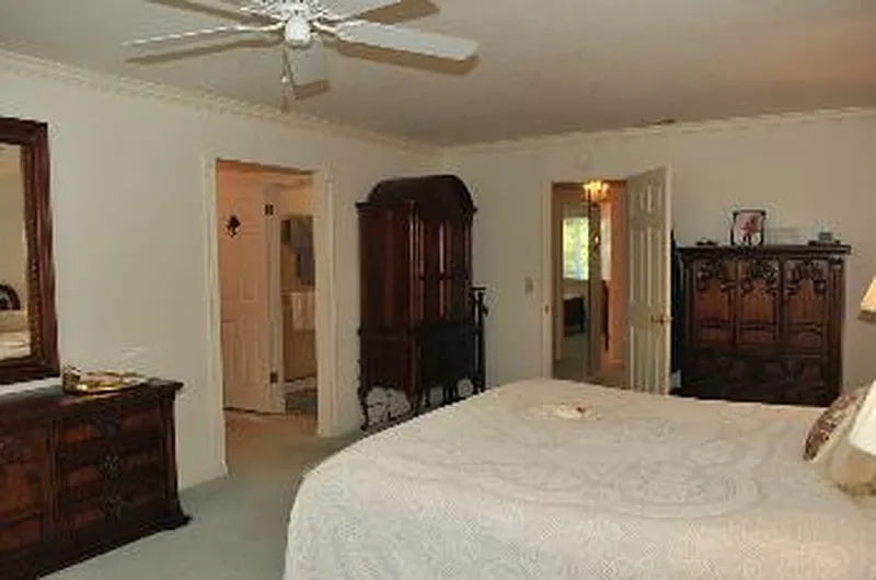 Thumbnail 18