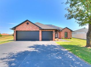 8300 SW Canyon Trail Dr, Oklahoma City, OK 73135