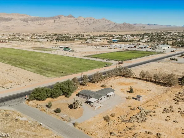 30 Sloan St, Pahrump, NV 89060