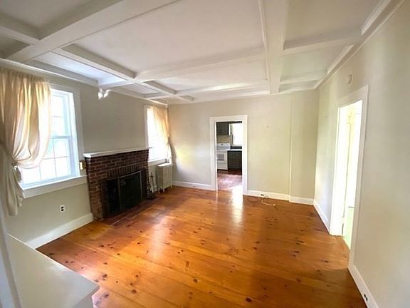 5th image of 53 Oakland Ave