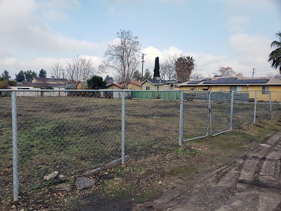 2nd image of 1419 W Hazelton Ave