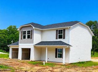 106 Longview St, Lexington, NC 27295