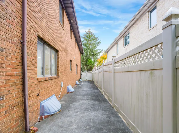 201-03 28th Avenue image 25 of 25