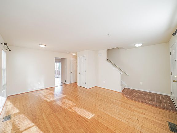 5th image of 23336 Brewers Tavern Way