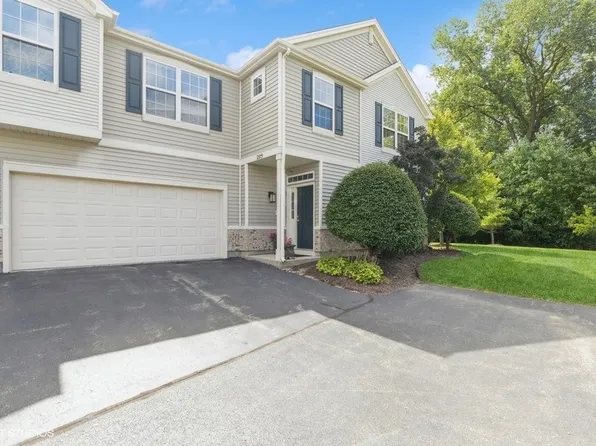 205 Bakers Dr W #205, McHenry, IL 60051