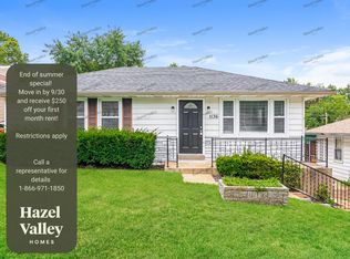 1136 Maple Ave, Saint Louis, MO 63138
