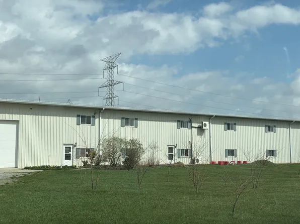 14614 King Rd, Bowling Green, OH 43402