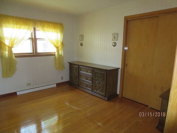 5th image of 8013 N Ozanam Ave