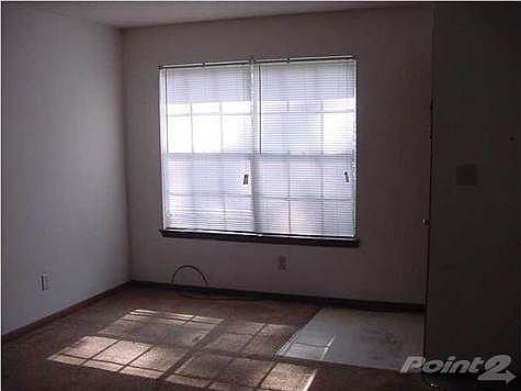 3rd image of 802 Mills Ave