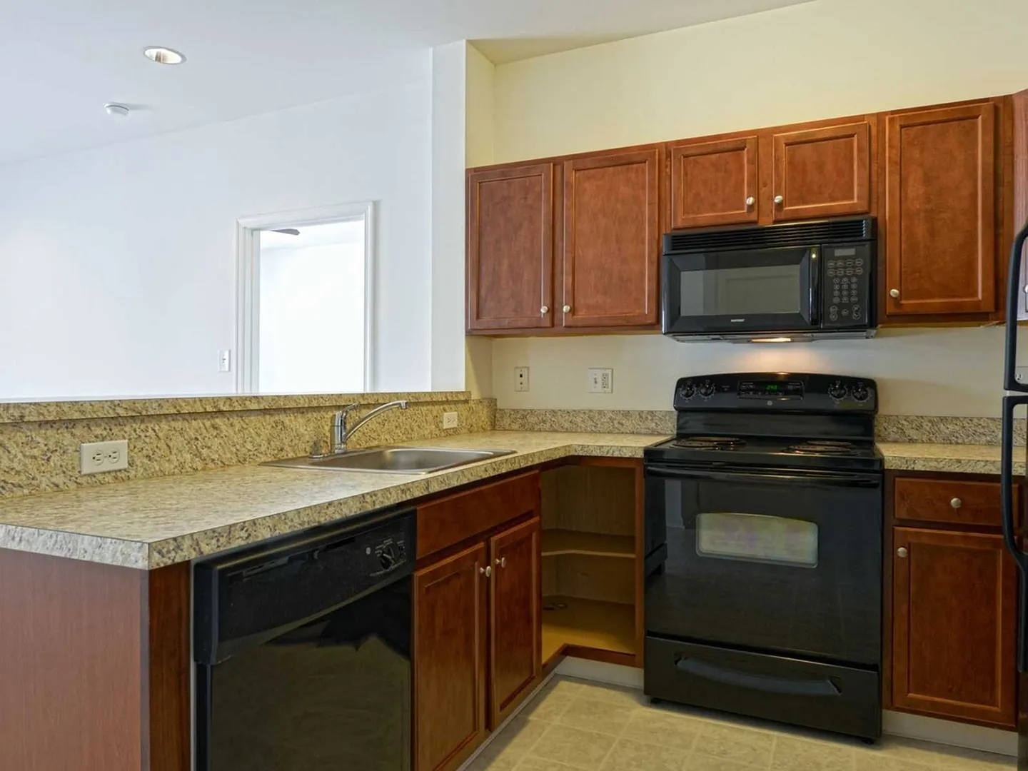 The Enclave at Stoneyridge — Photo 4