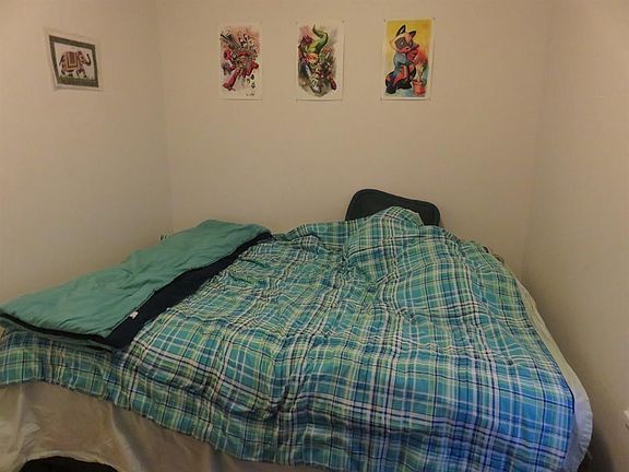 4th image of 1628 N Oakley Ave #1F