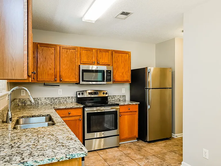 3308 Asgar Ct — Photo 8