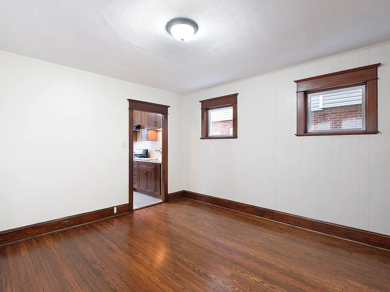 1604 Hamilton Ave — Photo 5